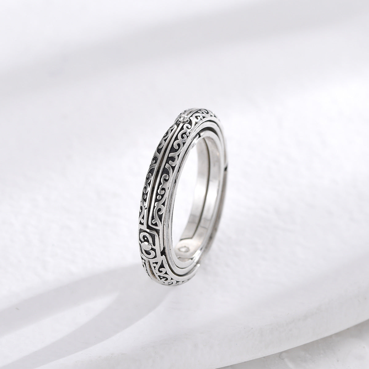 Retro Silver Astronomical Ball Cosmic Ring