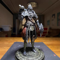 ER Raging Wolf 20cm Figure