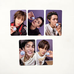 "GREENGREEN" Blue Lips Photocard Limited Edition