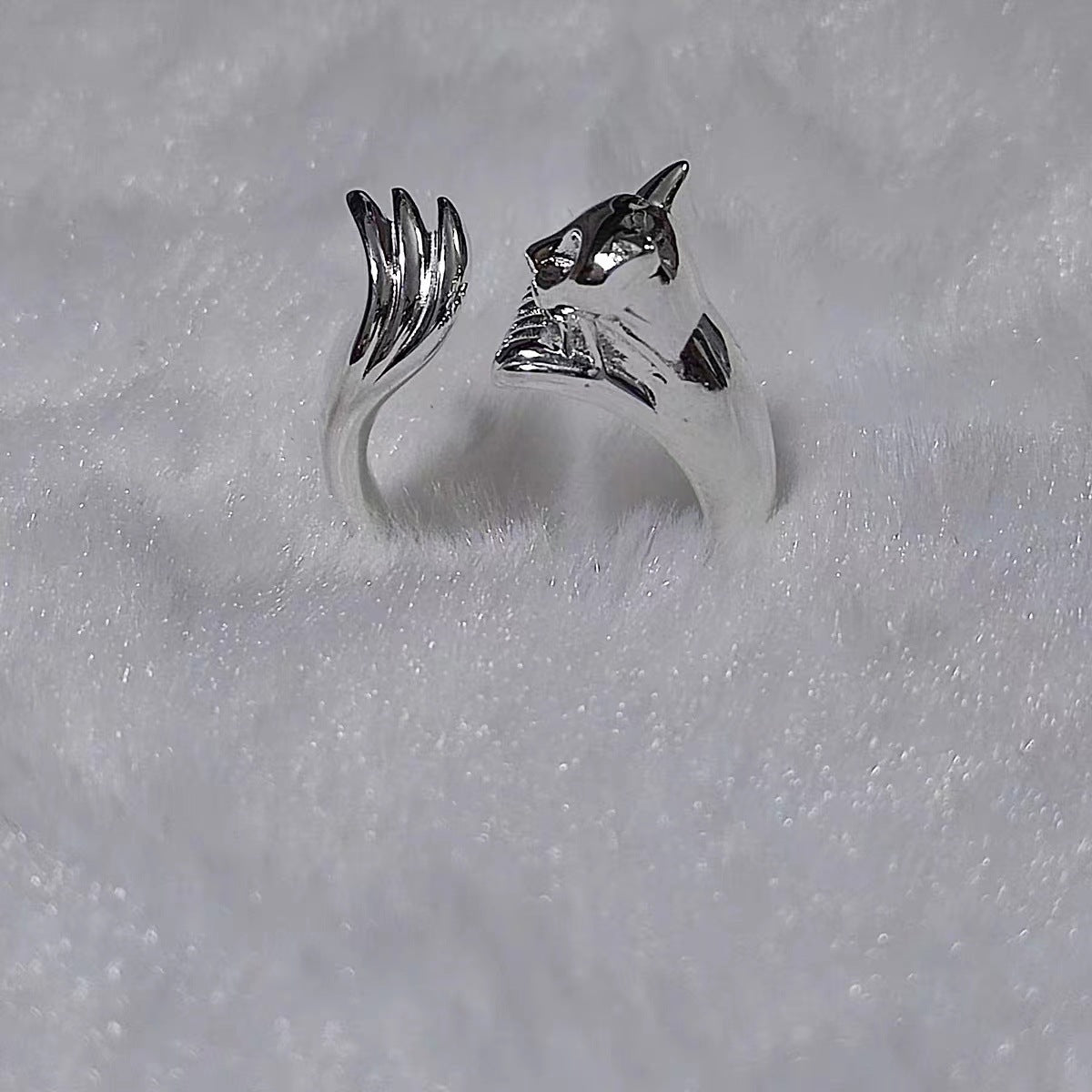 Exquisite Retro Silver Cat Ring