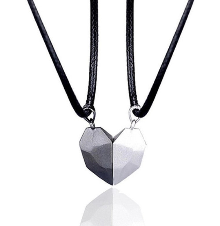 Versatile Magnetite Heart-shaped Couple Necklace