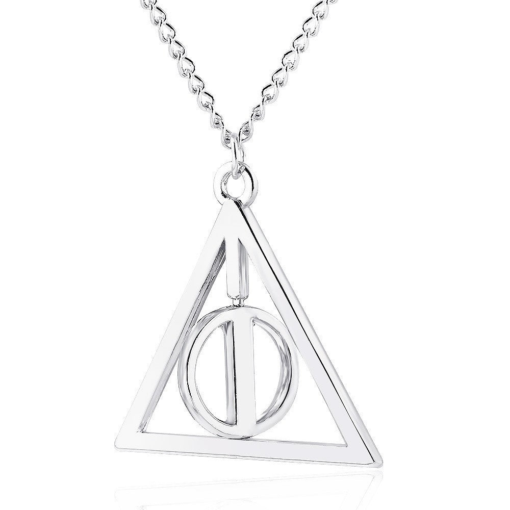 Chic Harry Pendant Necklace