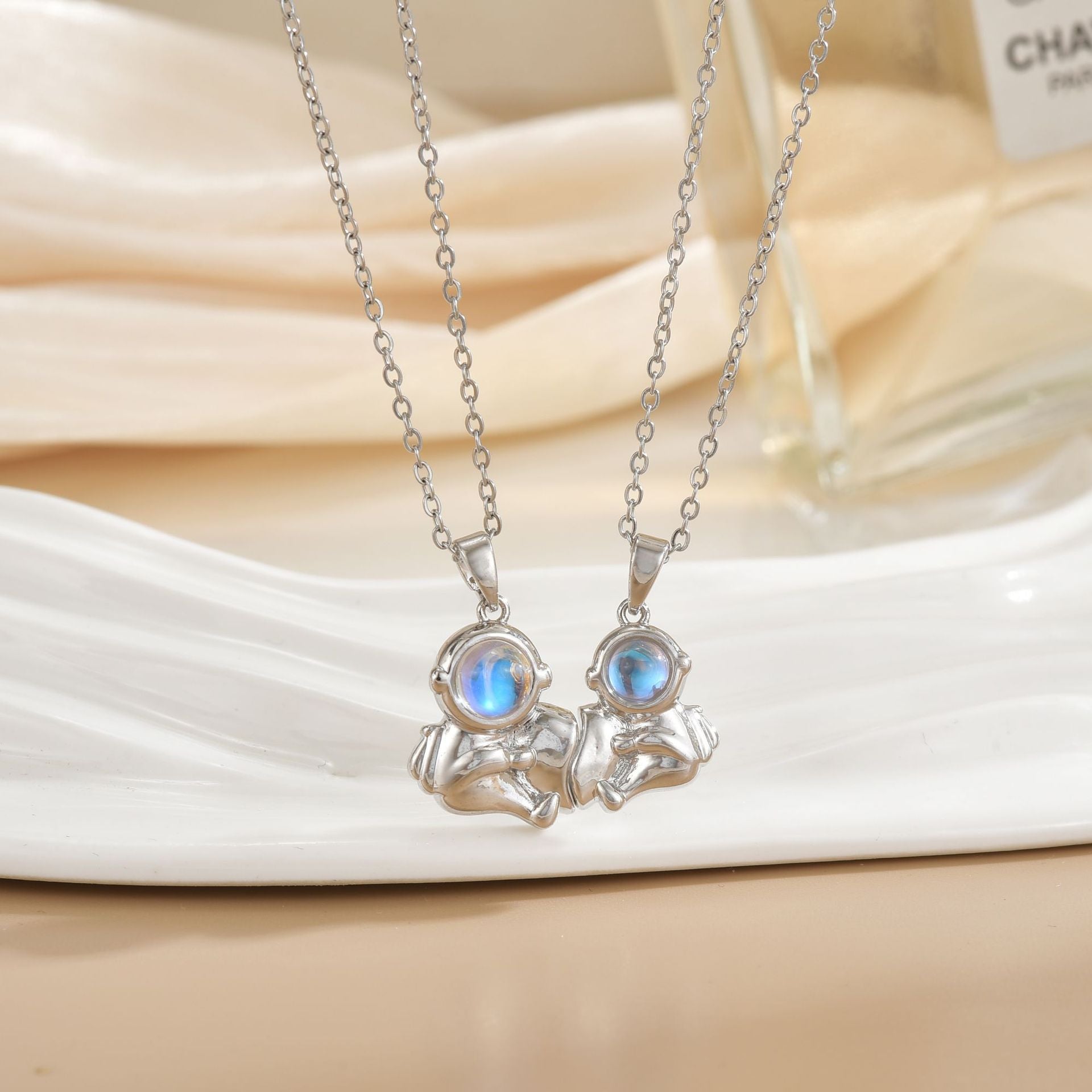 Versatile Magnetic Sun Moon Couple Necklace