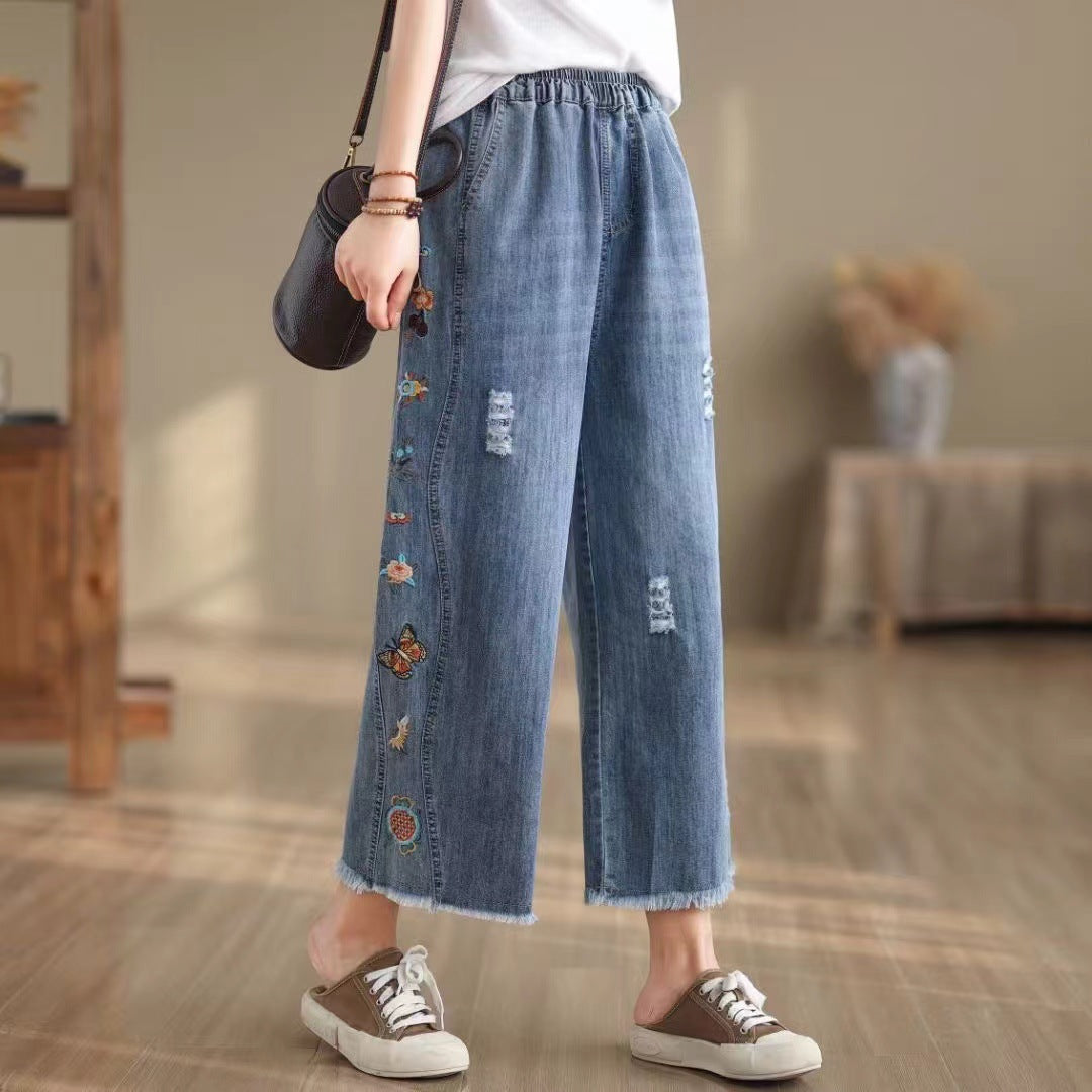 Women's Floral Embroidered Elastic Waist Jeans