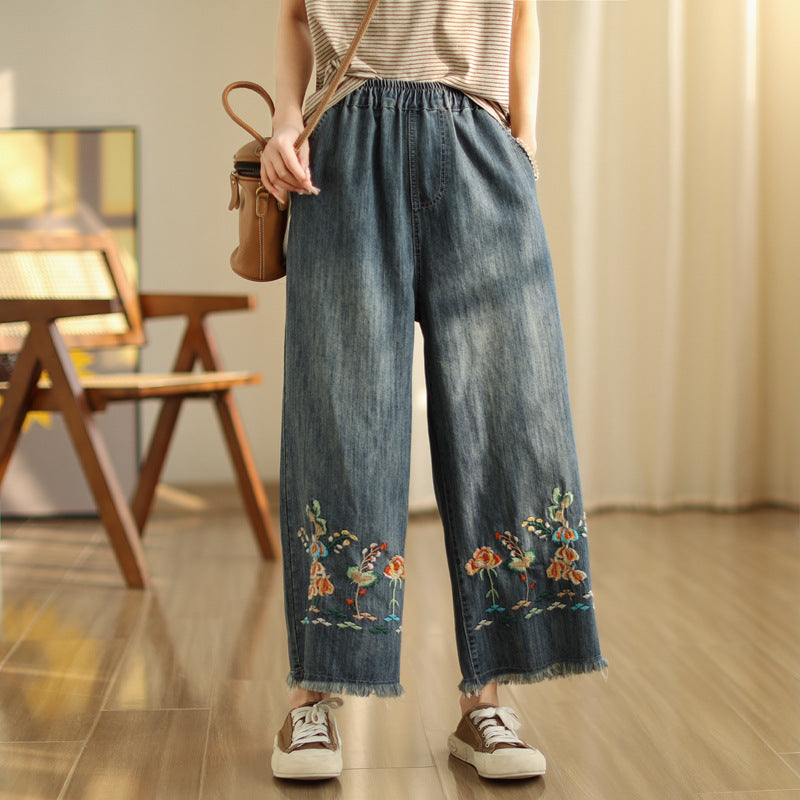 Women's Floral Embroidered Elastic Waist Jeans
