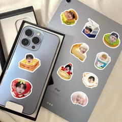 Seventeen Food Cartoon Stickers