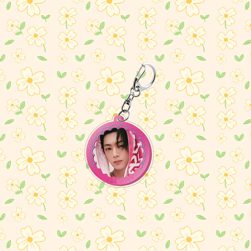 Kpop Round Pendant Keychain