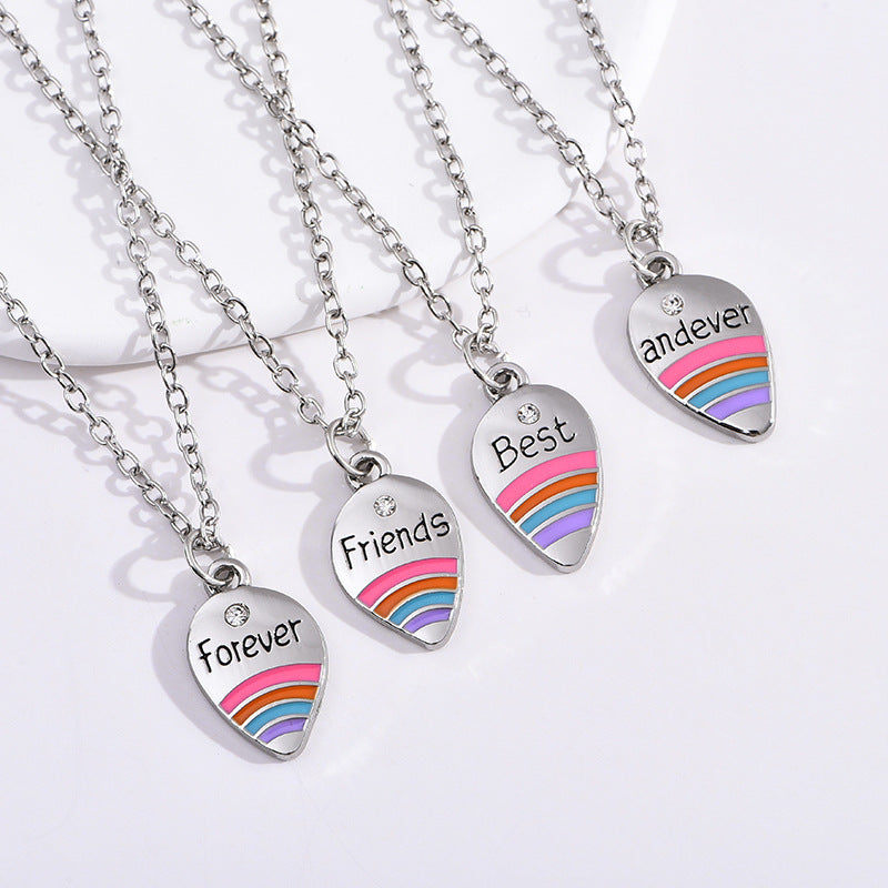 BEST FRIENDS Heart-shaped Pendant Necklace