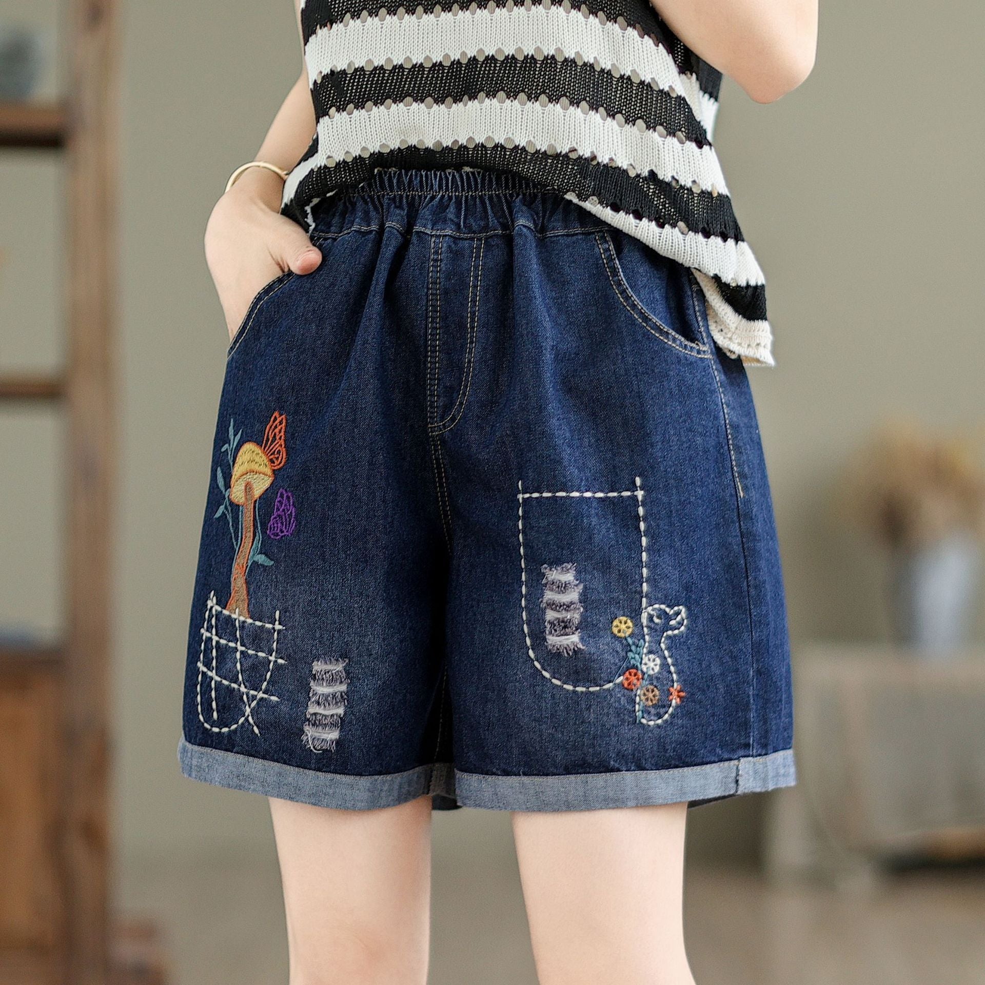 Women's Wide-leg Thin Denim Shorts