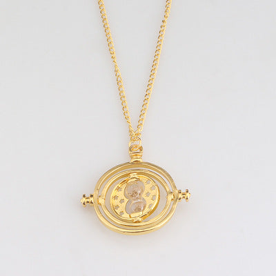 Chic Harry Pendant Necklace