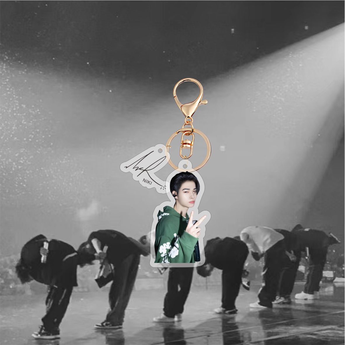 KPOP Figure Acrylic Keychain