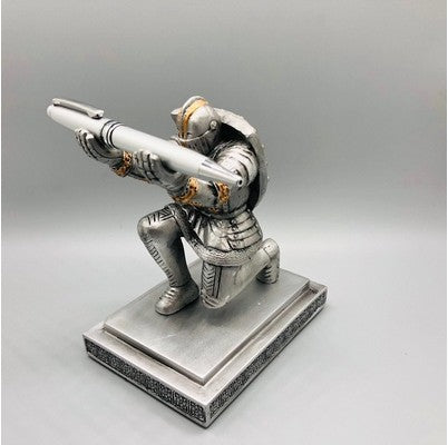 Knight Armor Pen Holder