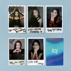 IT'z DIFFERENT Polaroid Photocard