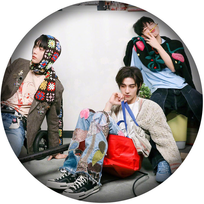 BND [WHO!] Concept Photo Badge Mirror Keyring