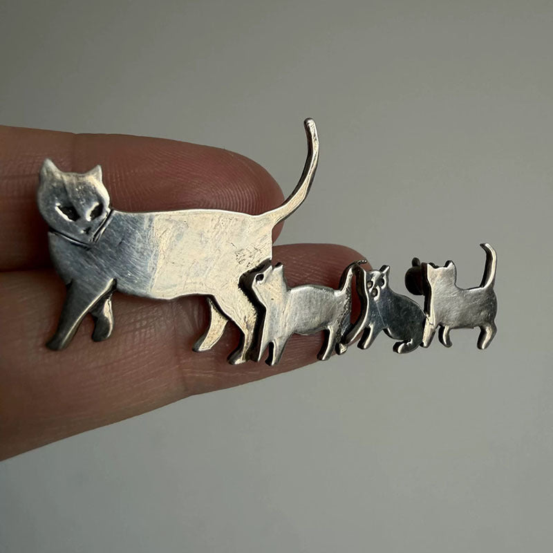 Cute Cat Family Brooch Pin