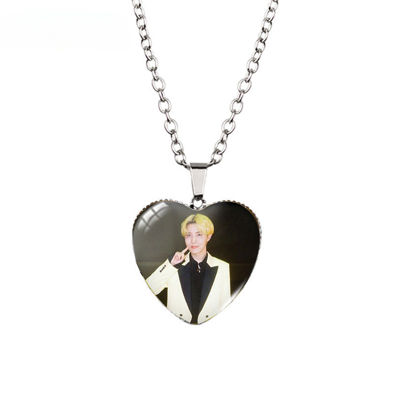 Kpop Heart-shaped Necklace