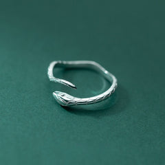 Snake-shaped Adjustable Ring