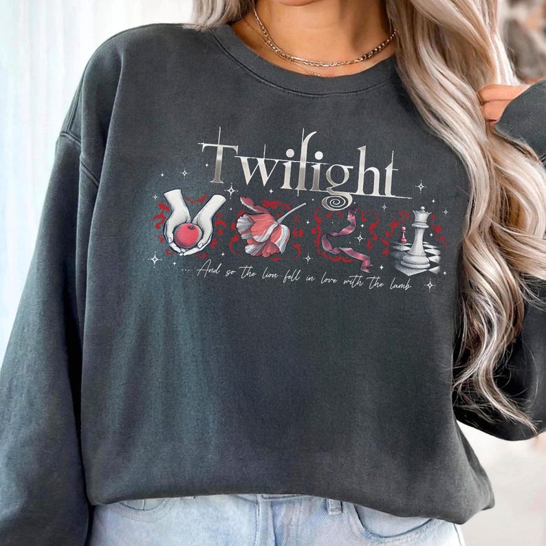 Casual Twilight Inspired Aesthetic Tee