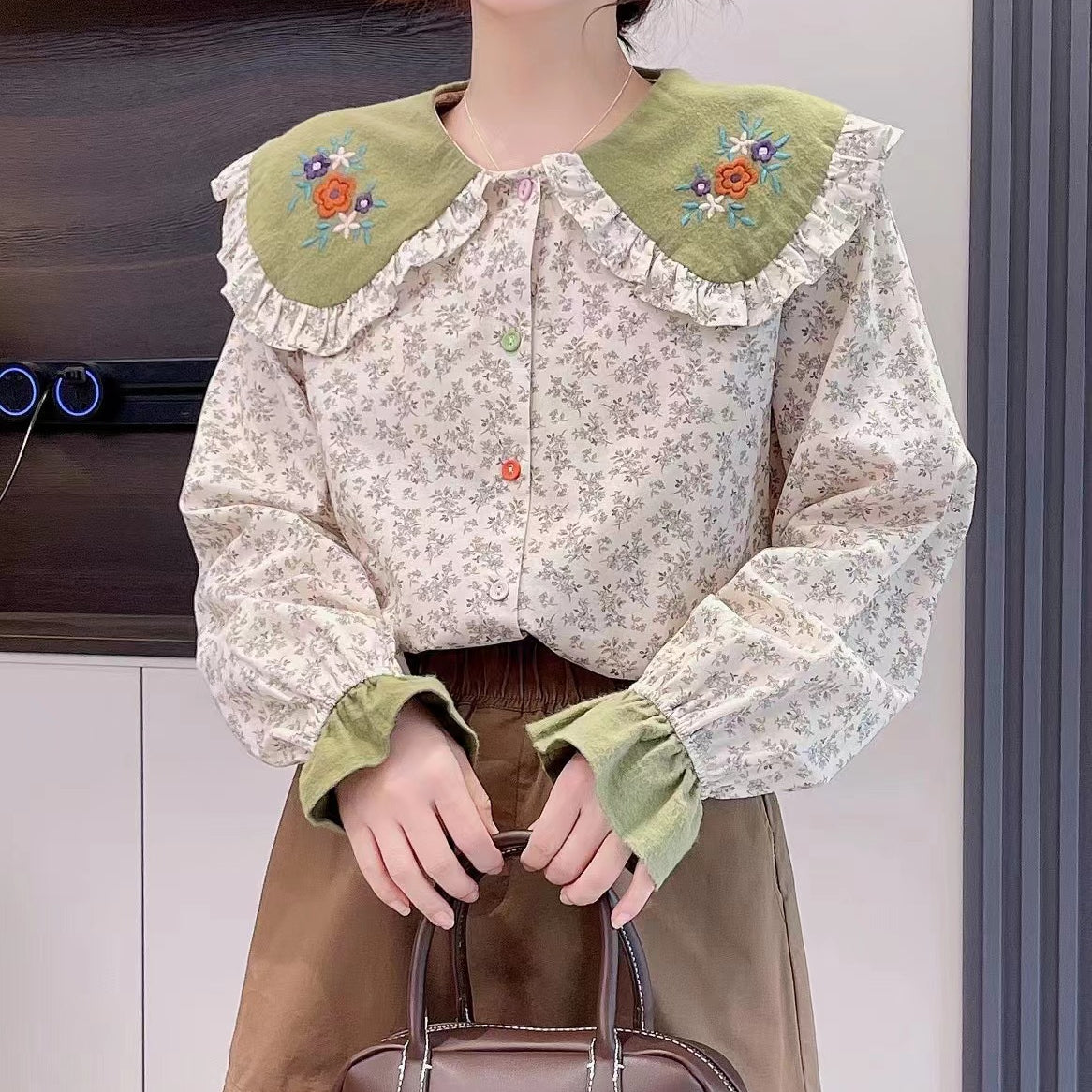 Flower Embroidered Doll Collar Brushed Blouse