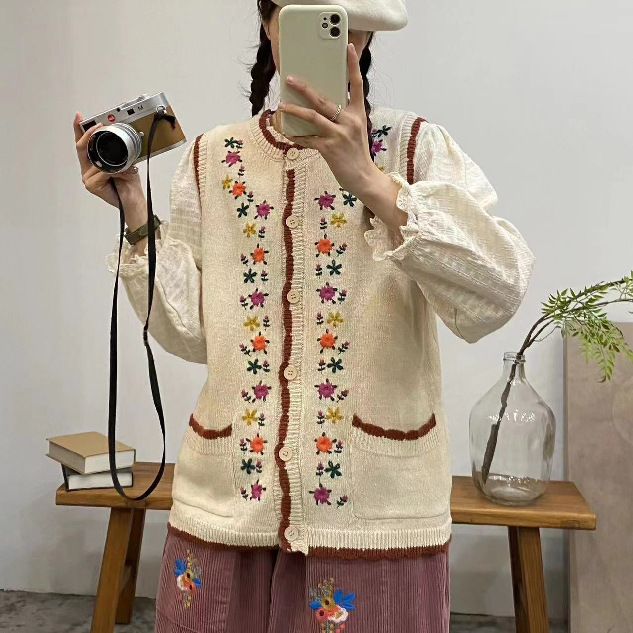 Versatile Women's Floral Embroidery Vest