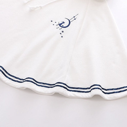 Cute Girls Moon Cat Embroidered Hooded Cloak