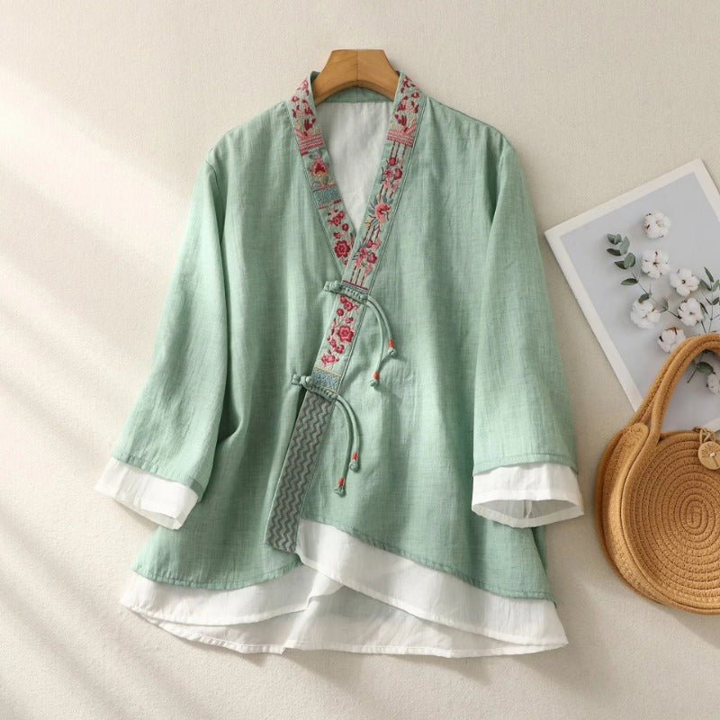 Retro Stylish Floral Embroidery Loose Blouse