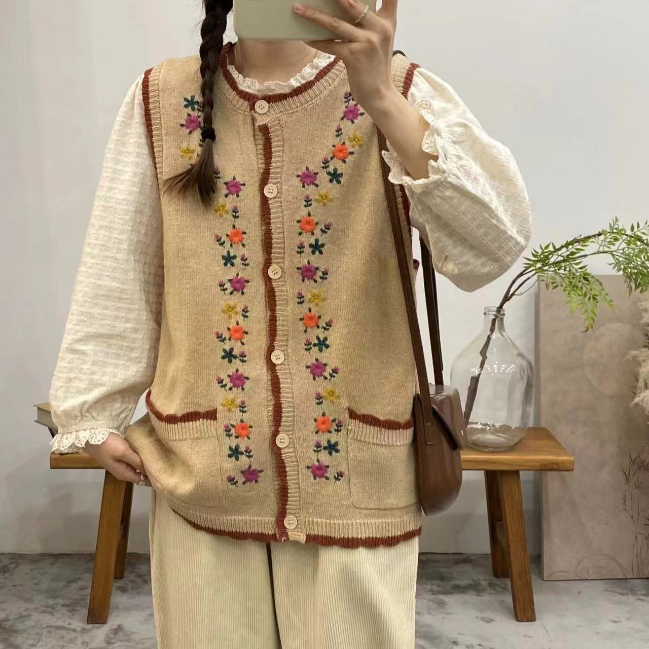 Versatile Women's Floral Embroidery Vest