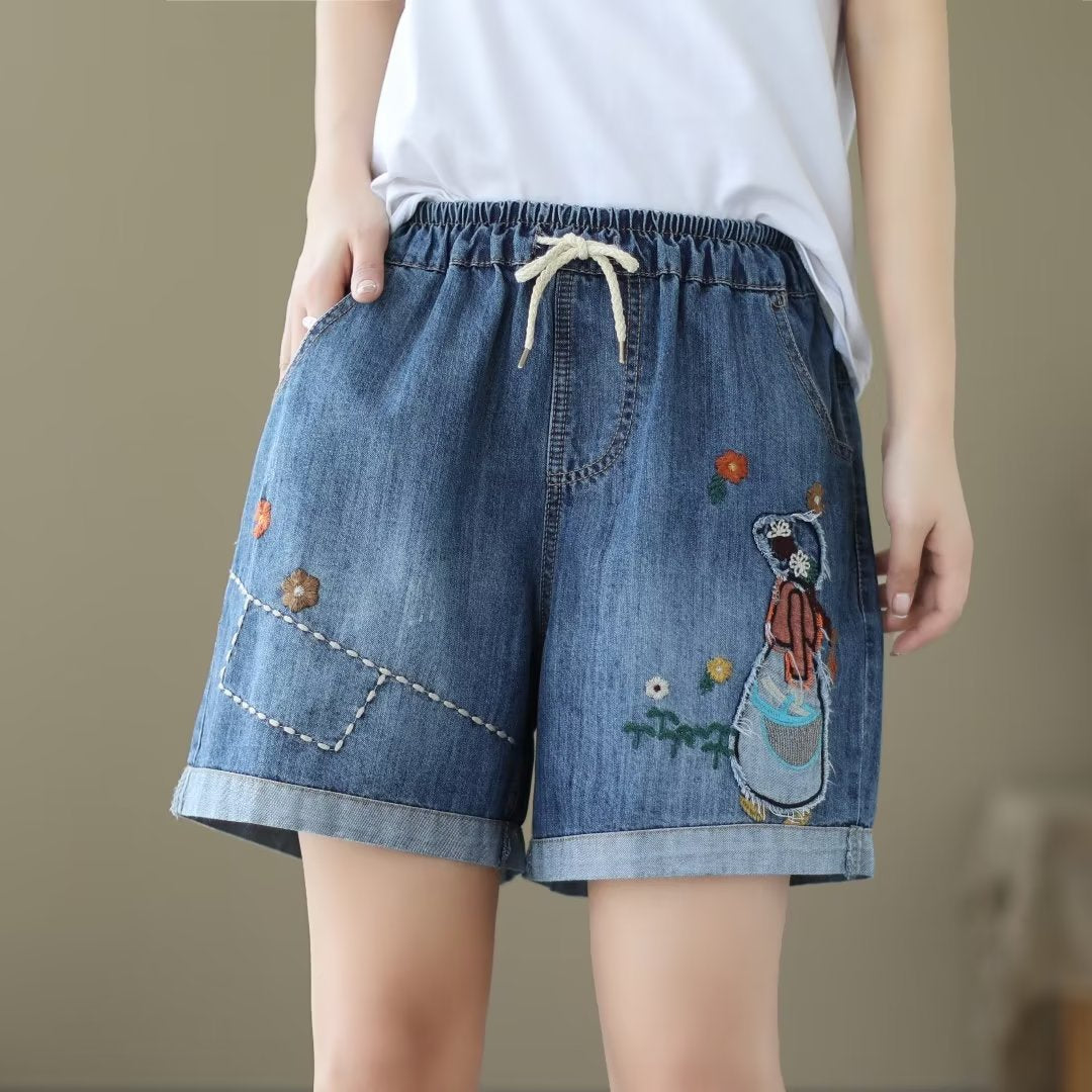 Retro Style Loose Floral Embroidered Denim Shorts