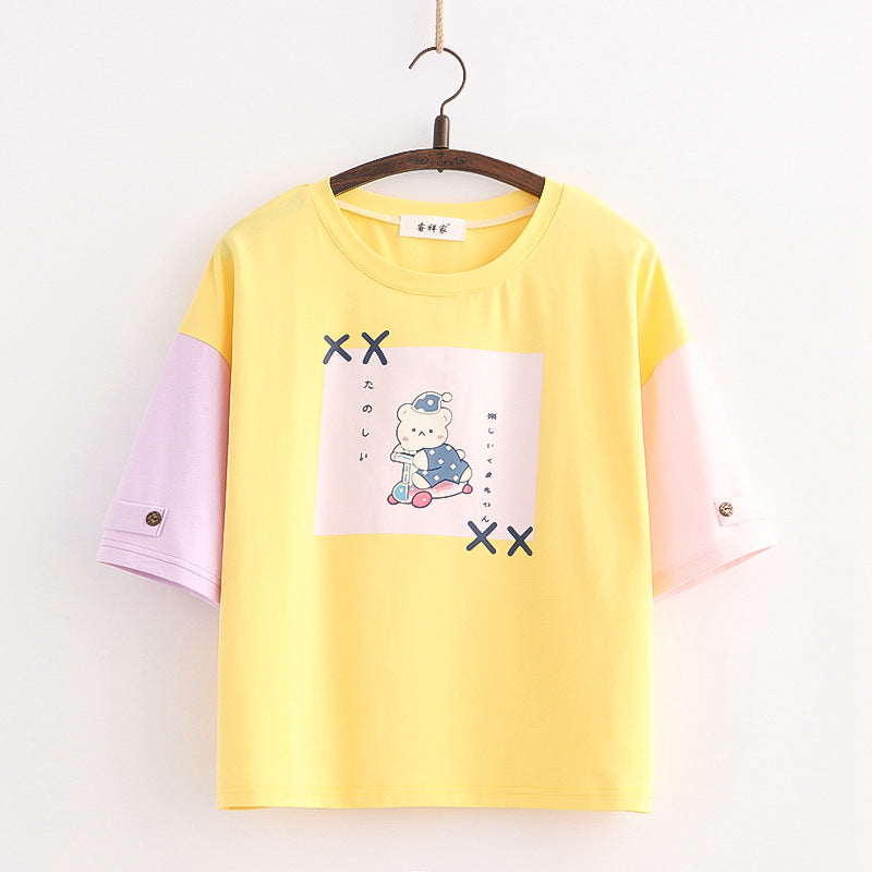 Japanese Style Cartoon Color Block Scooter Bear Print T-shirt