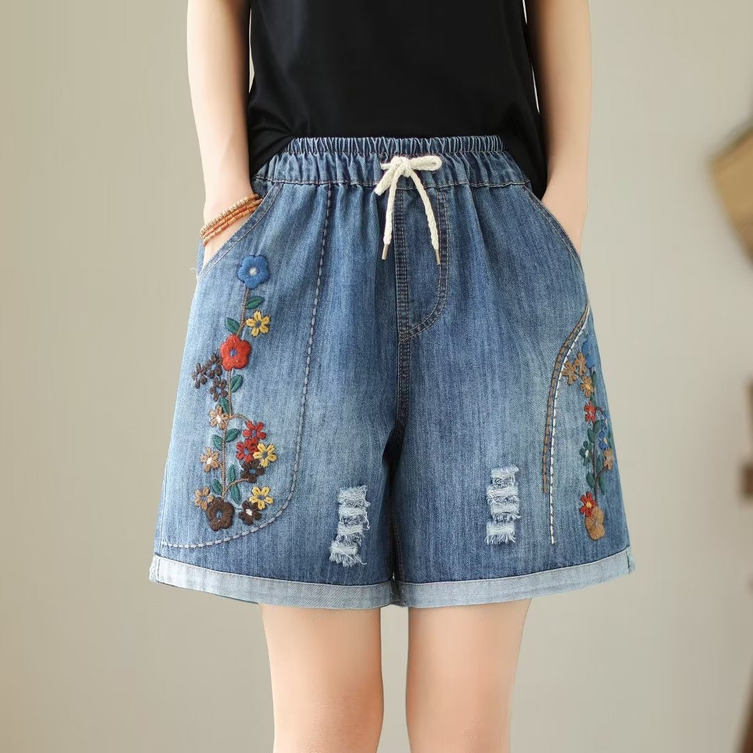 Retro Style Loose Floral Embroidered Denim Shorts