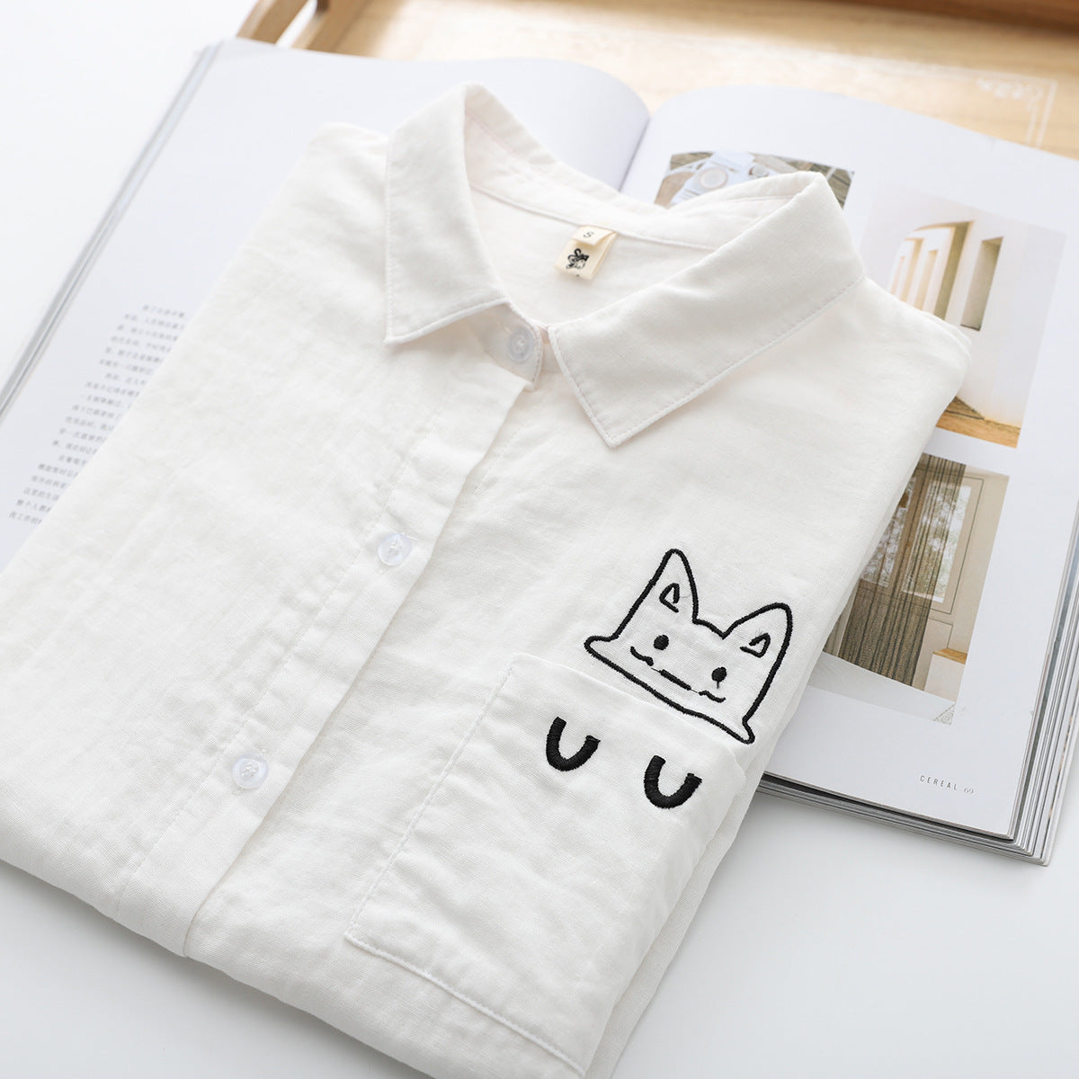 Japanese Style Fresh Women's Cat Embroidered Shirt