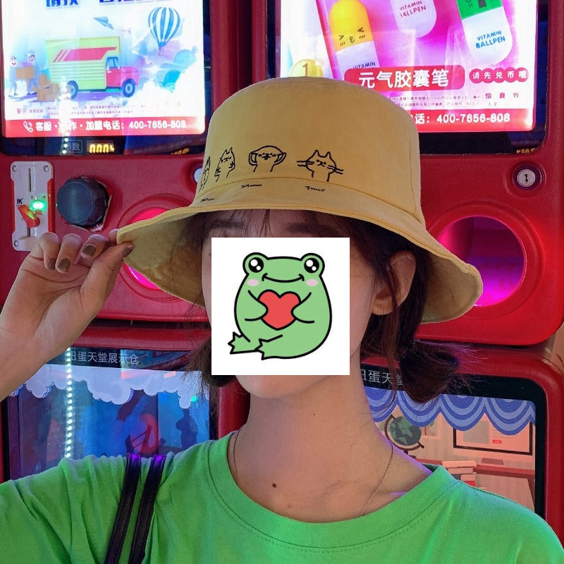 Versatile Cute Cats Embroidery Bucket Hat